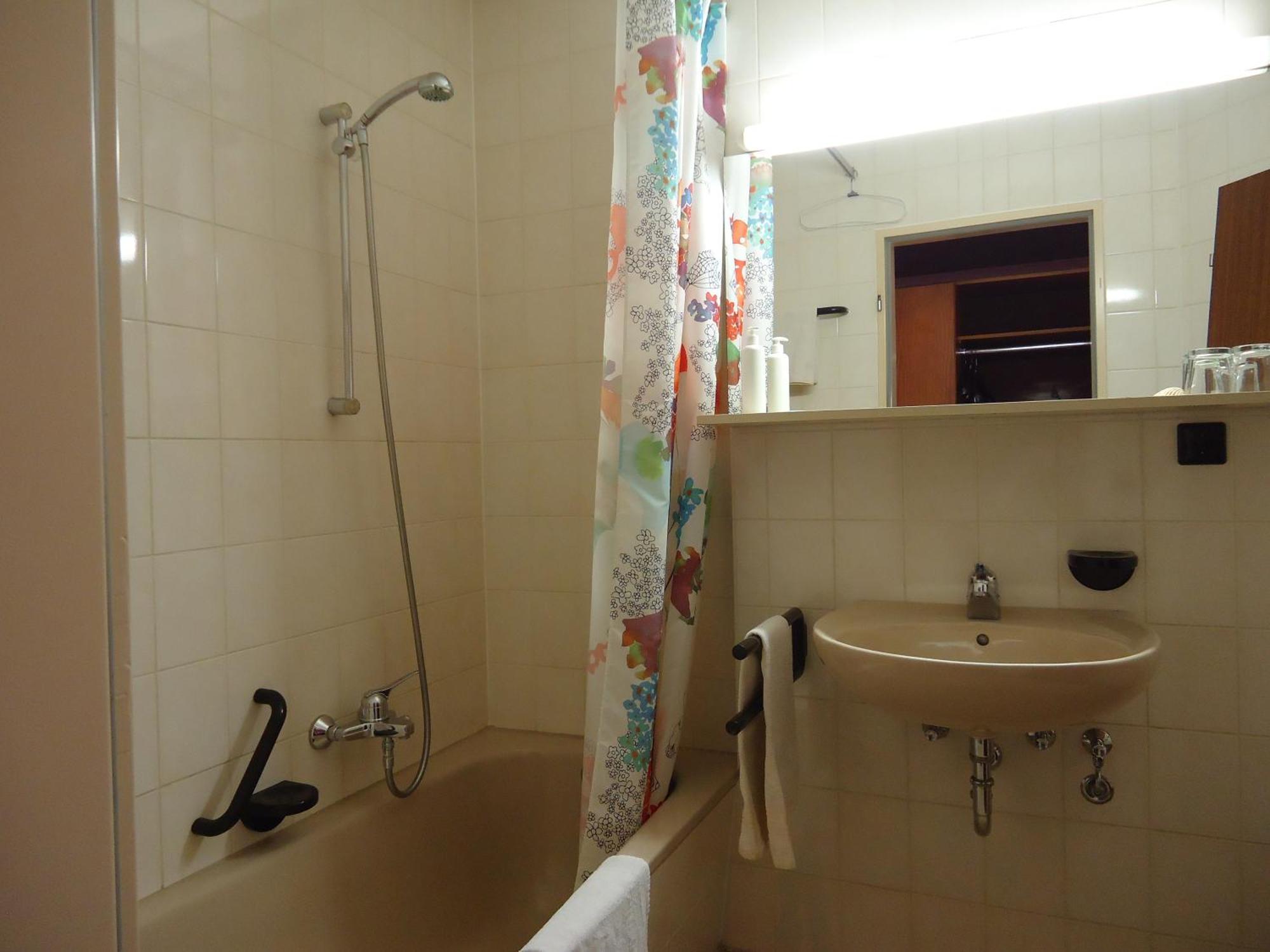 Enjoyhotel Garni Korntal Stuttgart B&B Exterior photo