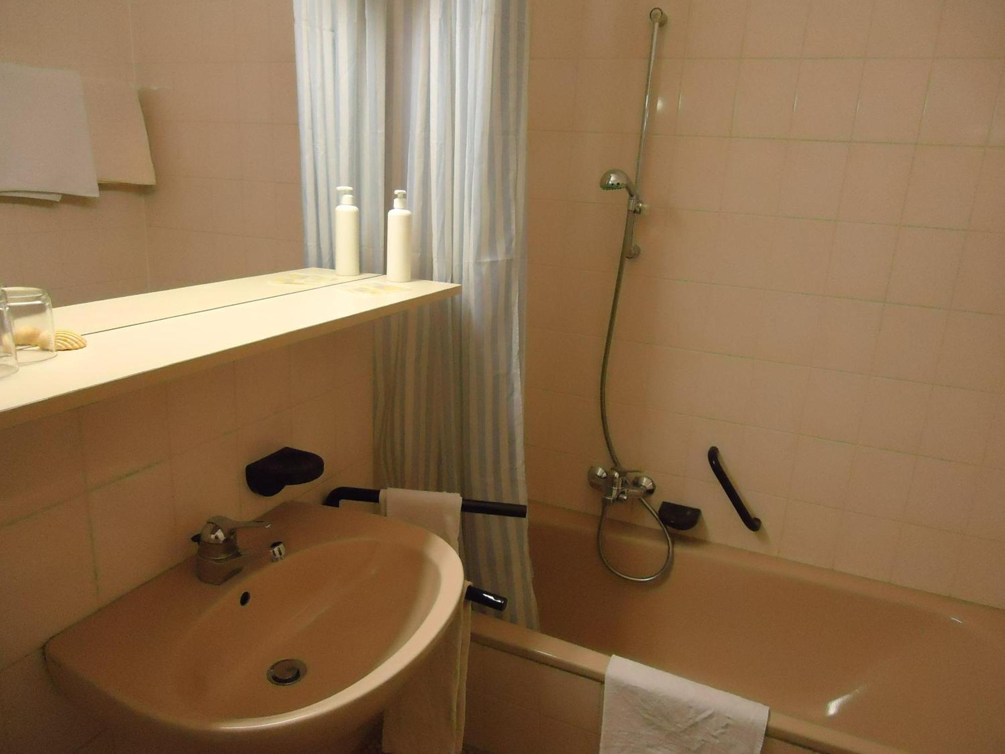 Enjoyhotel Garni Korntal Stuttgart B&B Exterior photo