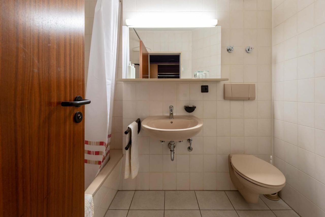Enjoyhotel Garni Korntal Stuttgart B&B Exterior photo