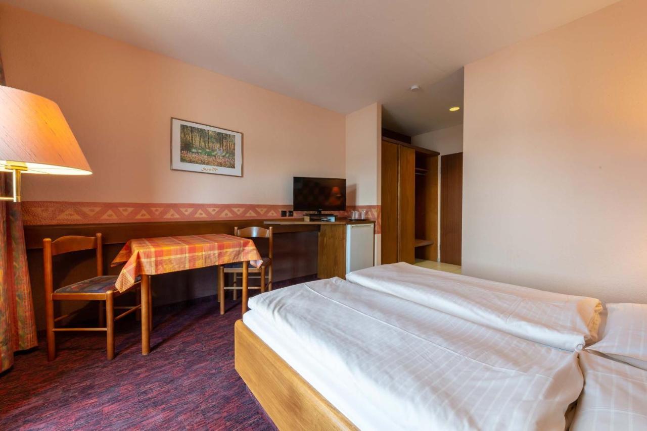 Enjoyhotel Garni Korntal Stuttgart B&B Exterior photo